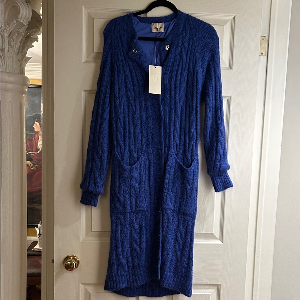 Elegant Blue Cable Knit Cardigan